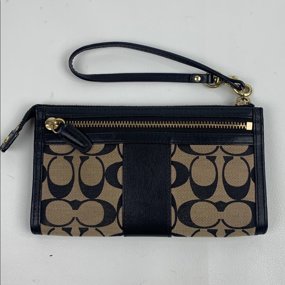 Coach Signature Jacquard Black and Tan Wristlet wallet Gold zipper Pockets EUC - Picture 2 of 15